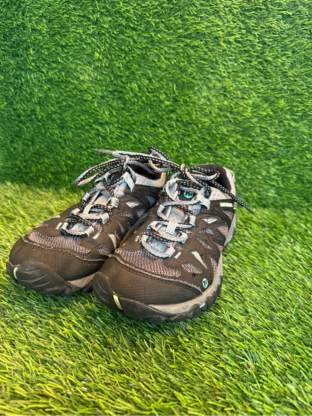 Merrell womens Black and Gray teal mesh All Out Blaze Aero Sport hiking shoe 7.5